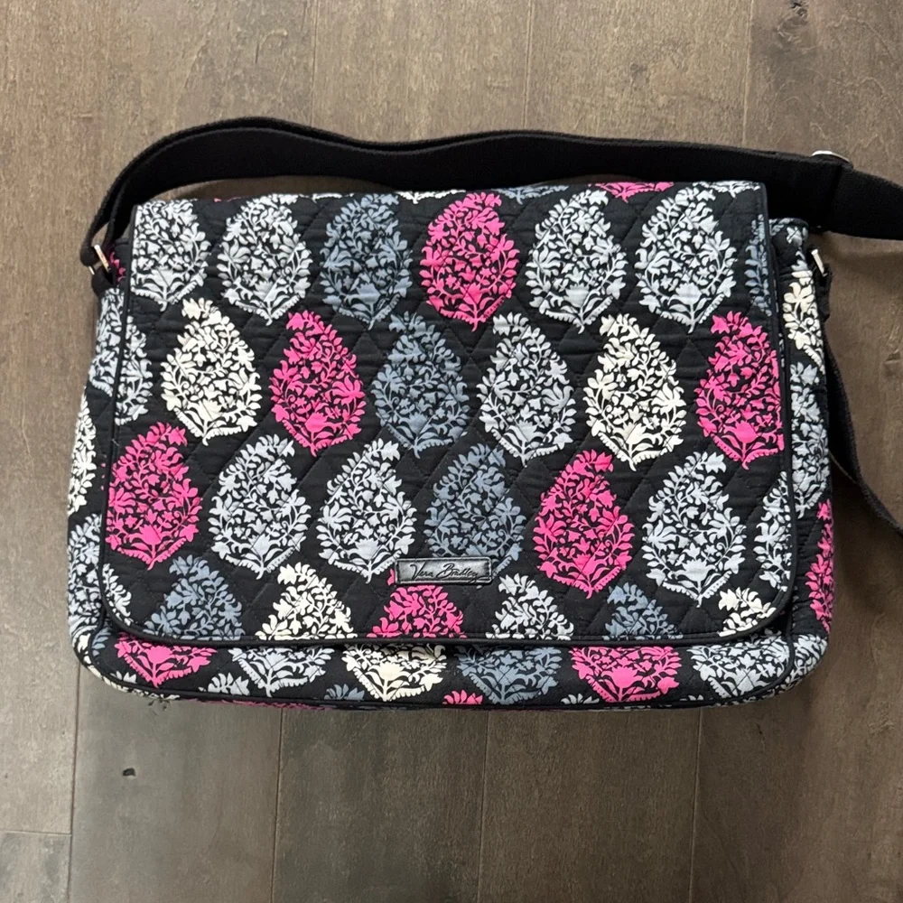 Vera Bradley Northern Lights Quilted Laptop Messenger Bag Work School Travel
